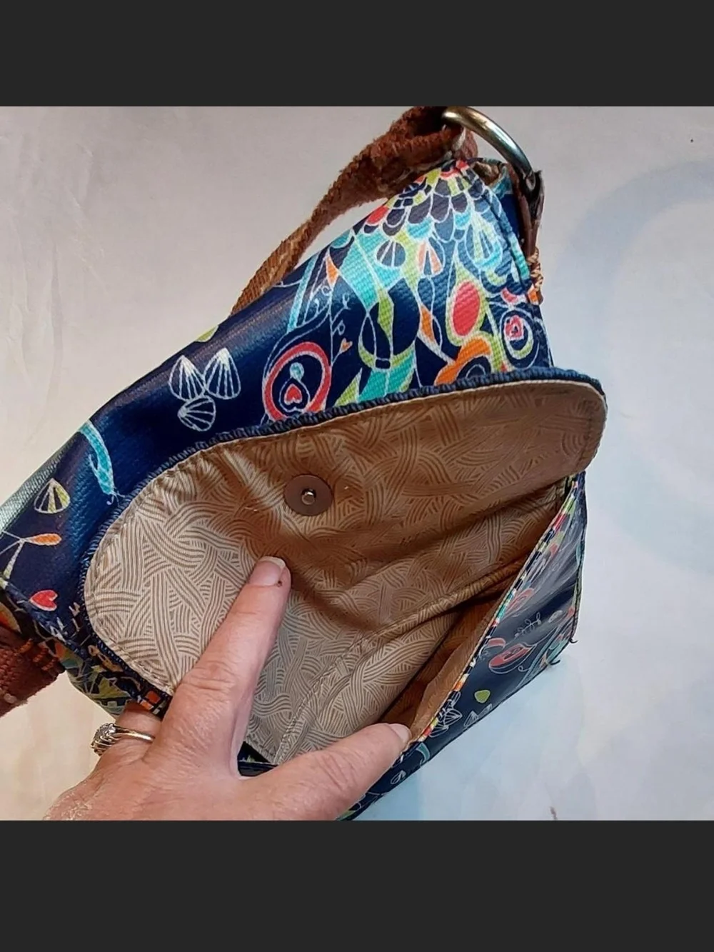 Sakroots Love Song Flap Crossbody Organizer Bag - EXCELLENT CONDITION